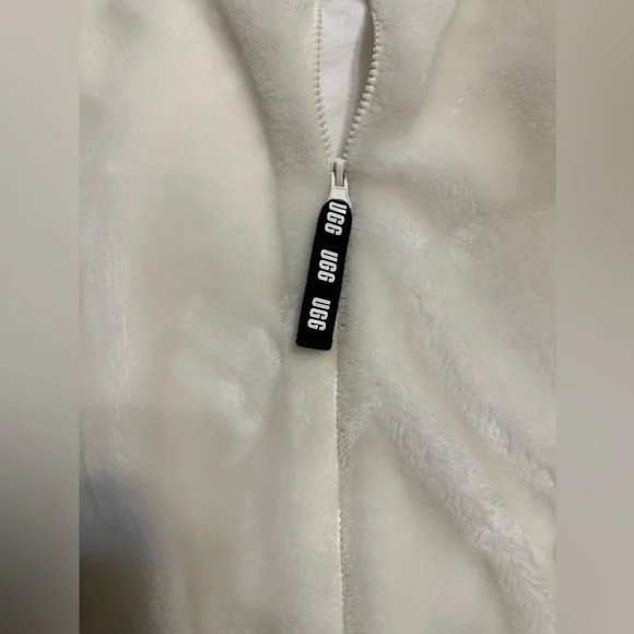 Women’s Ugg Jacket - Picture 7 of 8